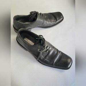 Kenneth Cole Size 9.5 Leather Men's Oxford